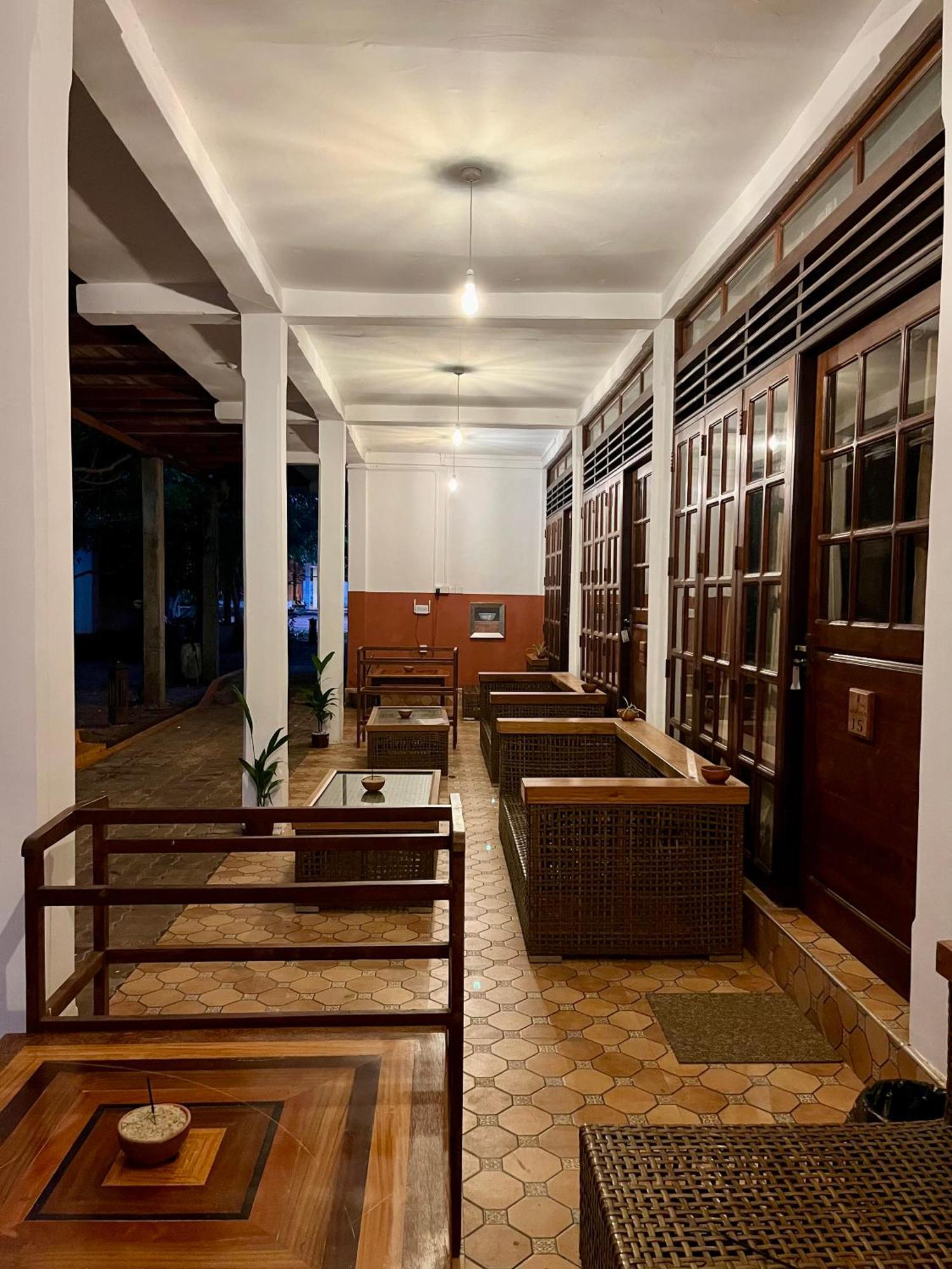 Hotel 4 U Saliya Garden 3*