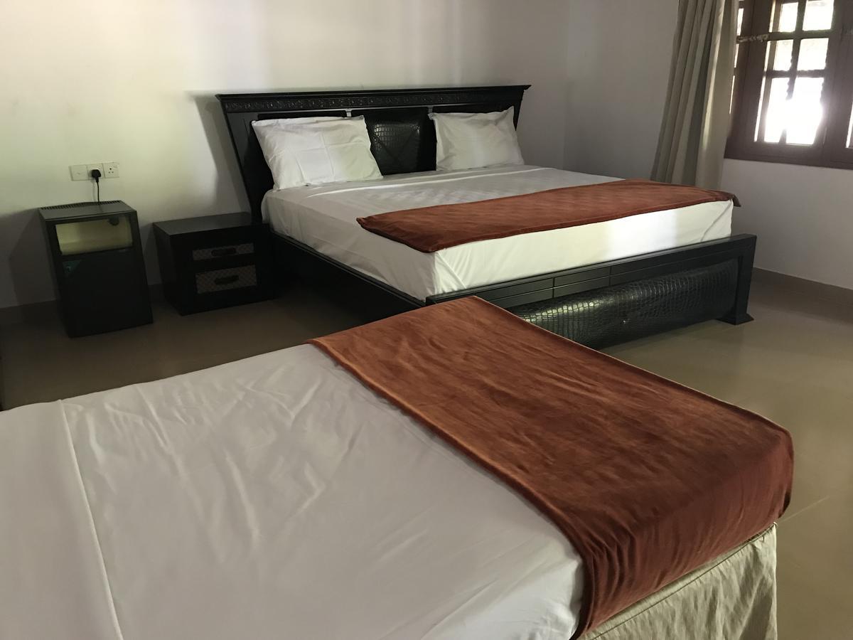 Hotel 4 U Saliya Garden Anuradhapura